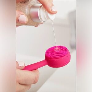 PMD mini cleaner and firing massage - Bright Pink